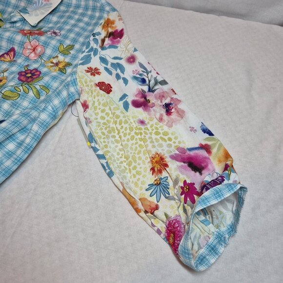 John Mark Women’s Shirt Top Embroidered Floral 3/4 Sleeve Button  Tunic  (9) - Picture 9 of 12